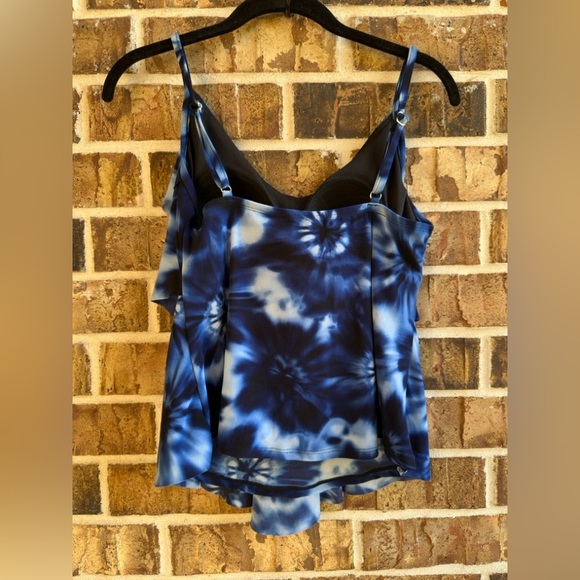 Aqua Green Navy and Black Swimsuit - Picture 3 of 4